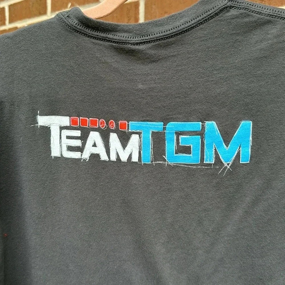 Team TGM Gray Red &Teal Car Graphic Tshirt-Mens Size Medium - Picture 6 of 6
